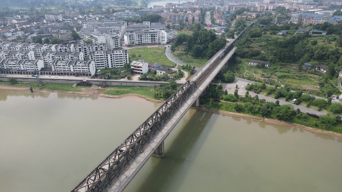 航拍铁路公路跨河大桥交通