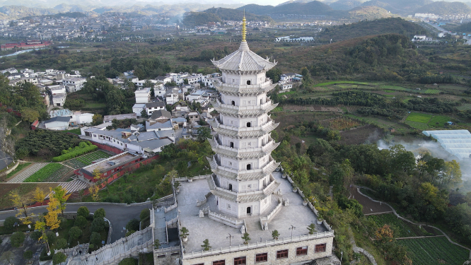 贵阳大兴国寺古塔航拍