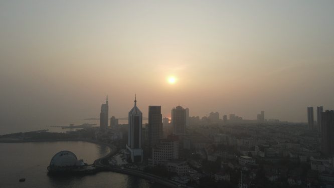 青岛城市日落航拍