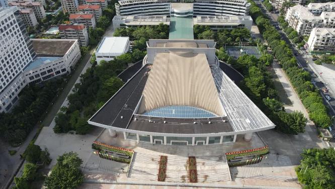 航拍广西南宁城市交通