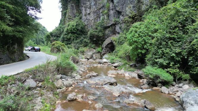 湖南怀化中坡山脚城市建设航拍