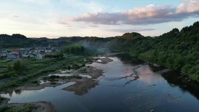 航拍湖光山色夕阳倒影晚霞