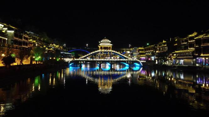 湖南湘西凤凰古城夜景灯光航拍