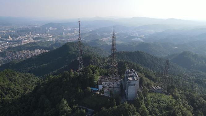 航拍山顶信号塔