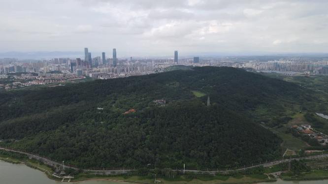 航拍广西南宁青秀山5A景区