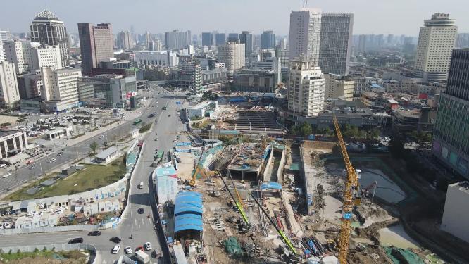 航拍河南郑州地铁施工现场