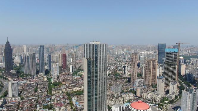湖北武汉城市高楼施工现场航拍