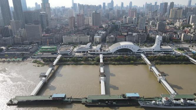 湖北武汉长江两岸高楼建筑航拍
