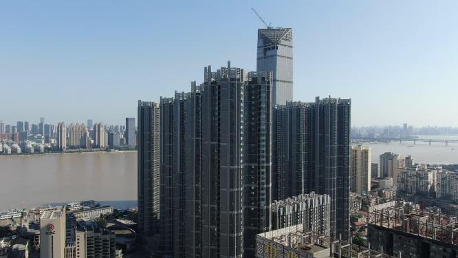 湖北武汉江汉路商业圈高楼建筑航拍