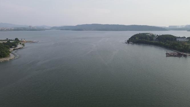 航拍湖南岳阳南湖公园