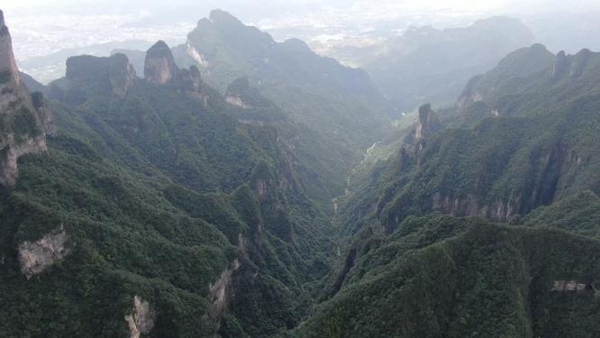 航拍湖南张家界天门山5A景区