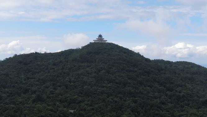 航拍湖南张家界天门山5A景区