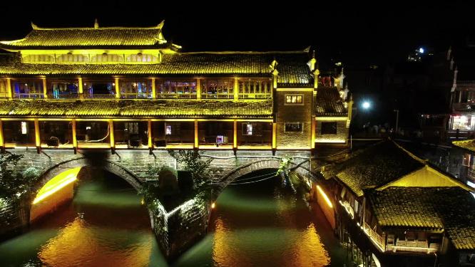 航拍湖南湘西凤凰古城夜景航拍