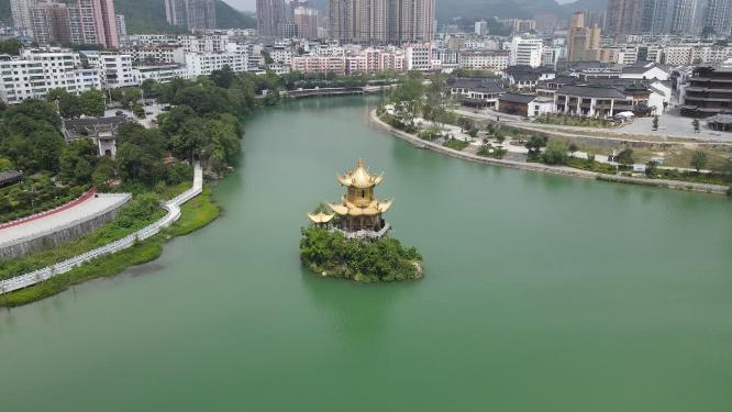 航拍贵州铜仁城市三江交汇处