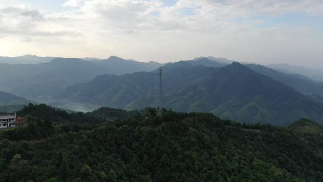 航拍山顶信号塔