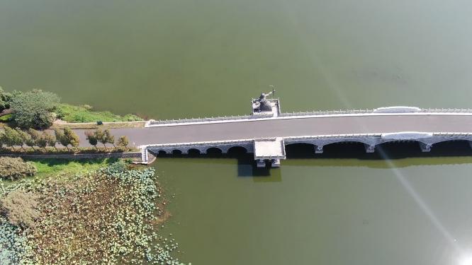 航拍湖北武汉东湖公园景区