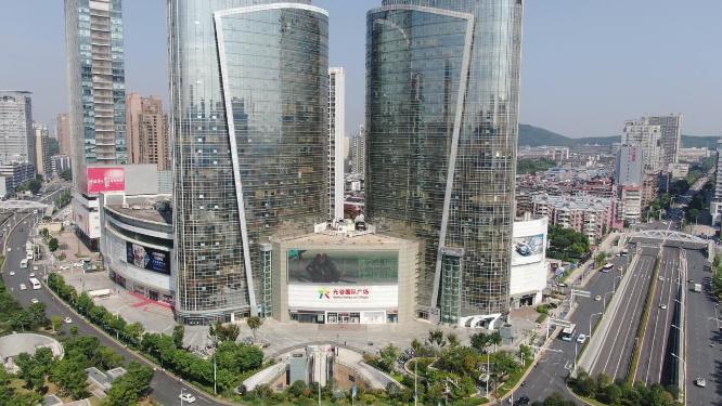 航拍湖北武汉光谷国际广场