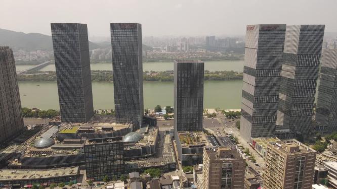 航拍湖南长沙湘江万达广场