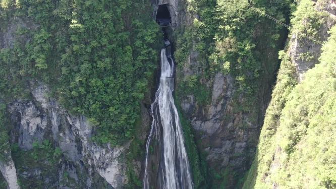 瀑布流水自然风景航拍