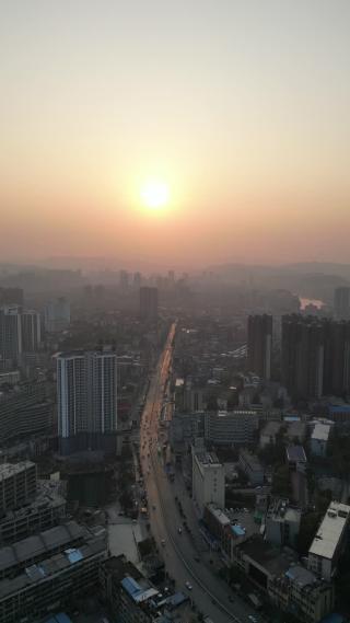 湖南湘西城市日落晚霞航拍