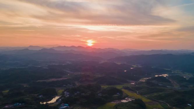 日落晚霞夕阳航拍移动延时