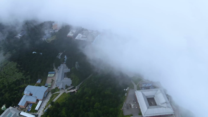 四川峨眉山金顶大佛航拍视频素材