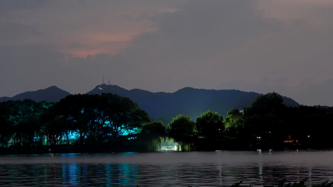 杭州西湖游船夜景4K视频素材