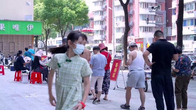 武汉核酸检测现场防疫人员工作视频