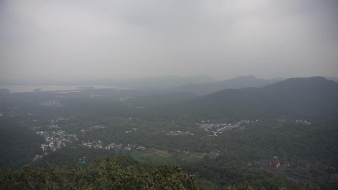 北高峰观光电动索道缆车风景实拍视频