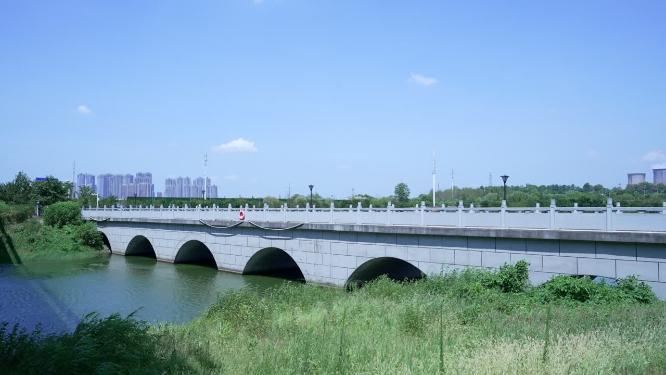 武汉洪山区杨春湖公园风景实拍视频