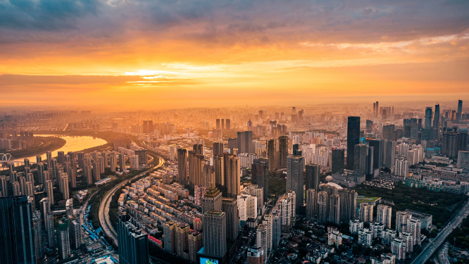 中国辽宁沈阳城市风景浑河晚霞日落航拍延时摄影