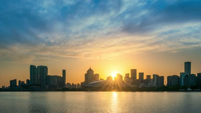 辽宁沈阳浑河城市风景日落与黄昏天空