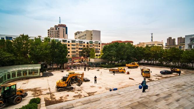 施工队建筑工地铺设沥青柏油马路过程延时