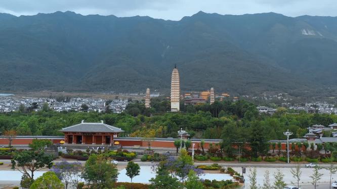 云南旅游景点大理崇圣寺三塔