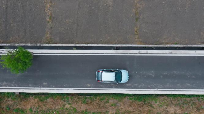 喜洲旅游公路航拍车辆