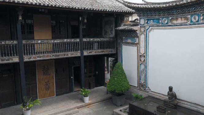 传统建筑走廊远景拍摄