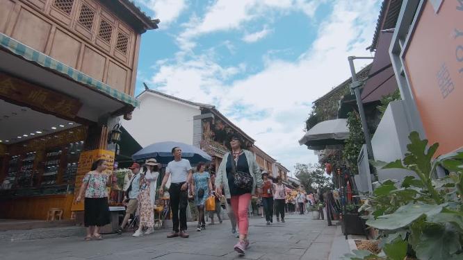 景区街道热闹人群