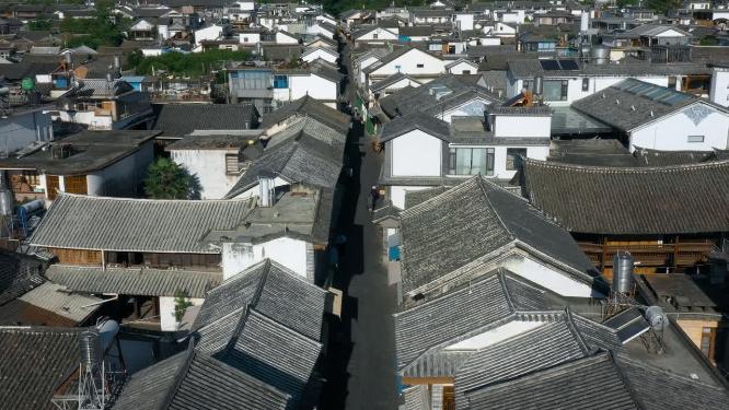 疫情下的云南大理喜洲古镇街道航拍