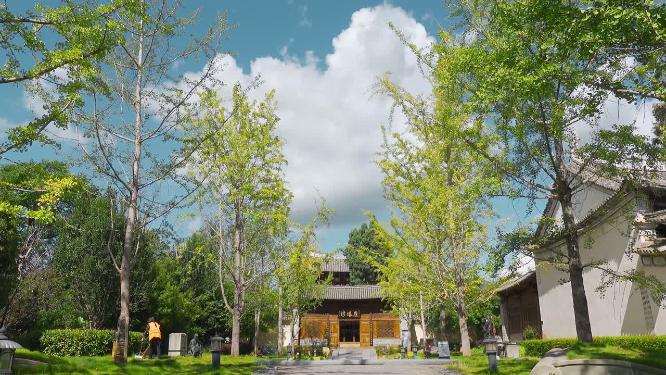 云南大理巍山古建筑雁塔坊