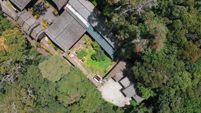 俯拍近景巍宝山文昌宫
