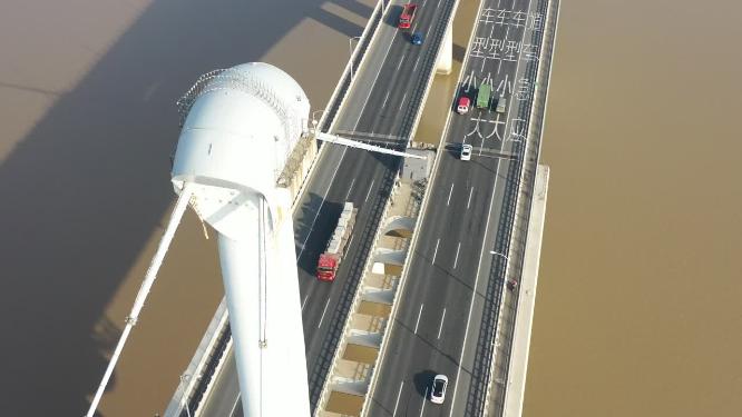 航拍跨江大桥空镜素材