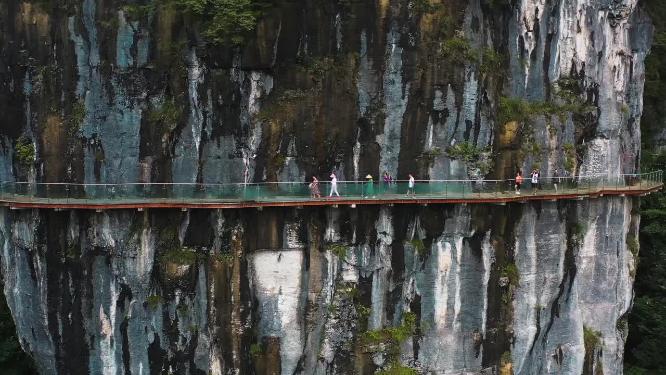 航拍湘西高空栈道