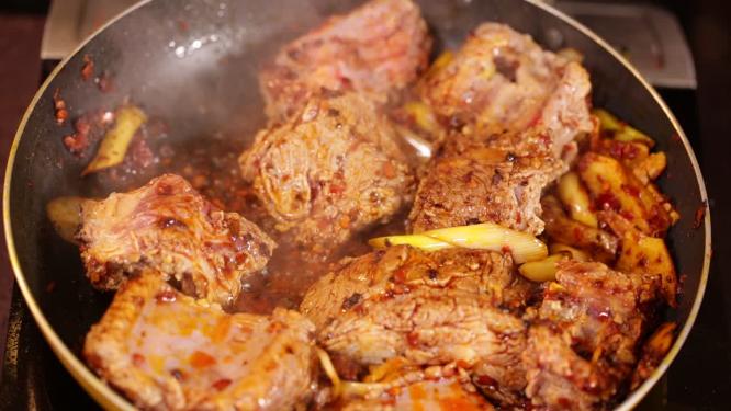 炖肉炖排骨红烧小排