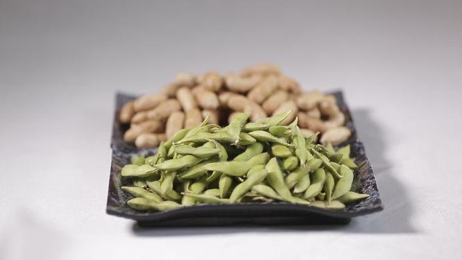 花生毛豆猪皮下酒菜成品展示