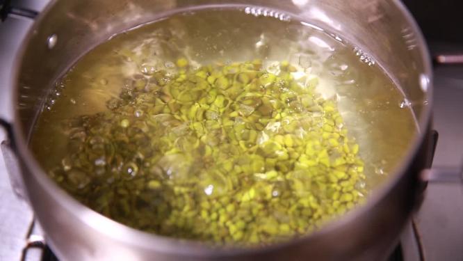 煮绿豆汤熬绿豆粥