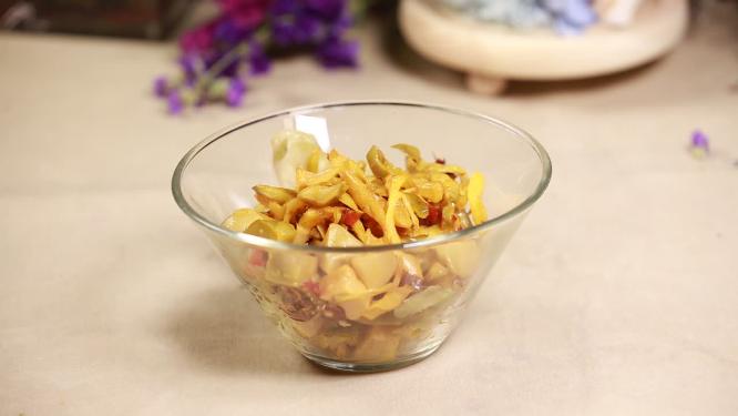 自制咸菜拌咸菜