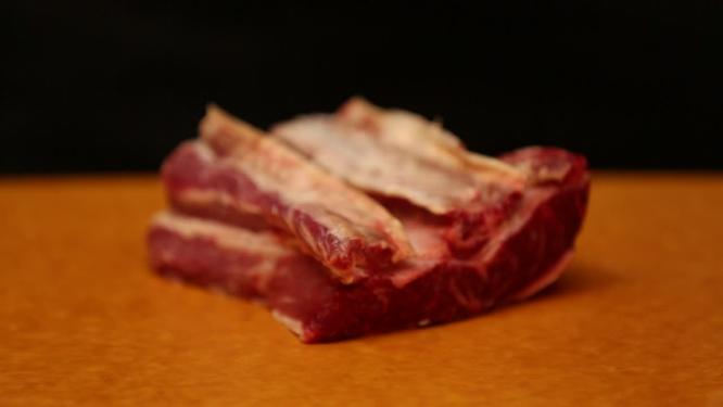 大厨切牛腩瘦肉