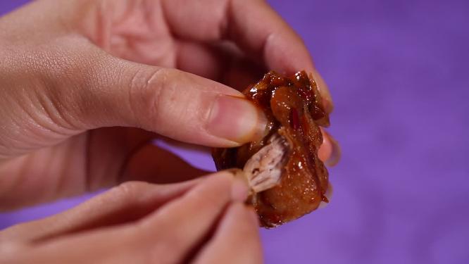 手拆解鸡肉肉质