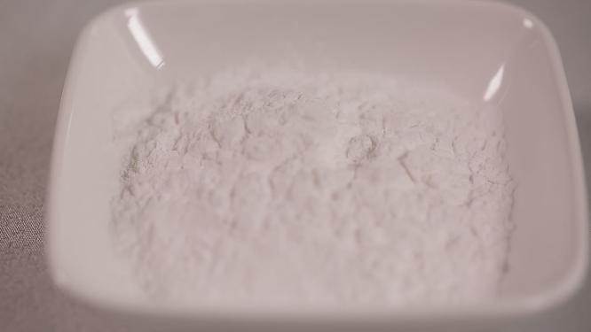碗中淀粉面粉