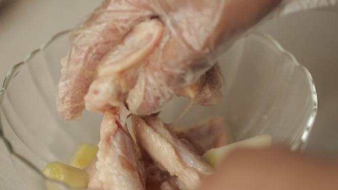 腌制鸡肉鸡翅入味